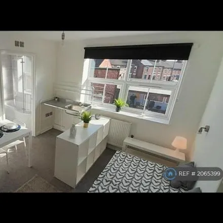 Image 5 - 55 Victoria Terrace, Stafford, ST16 3HE, United Kingdom - House for rent