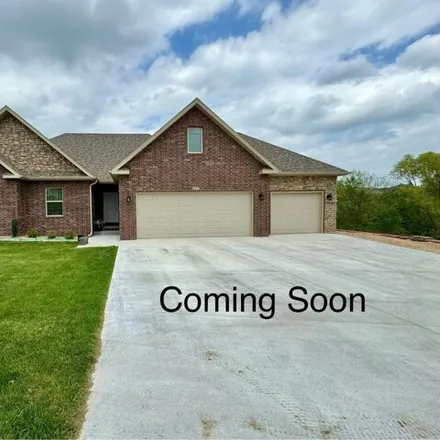 Buy this 4 bed house on East Twin Maple Court in Nixa, MO 65714
