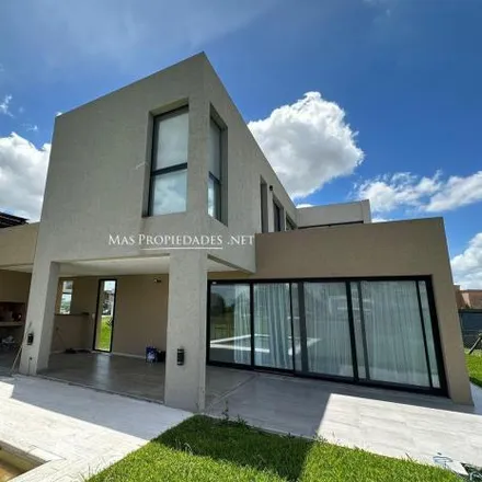 Buy this 3 bed house on José María Ezeiza in Partido de Ezeiza, 1801 Canning