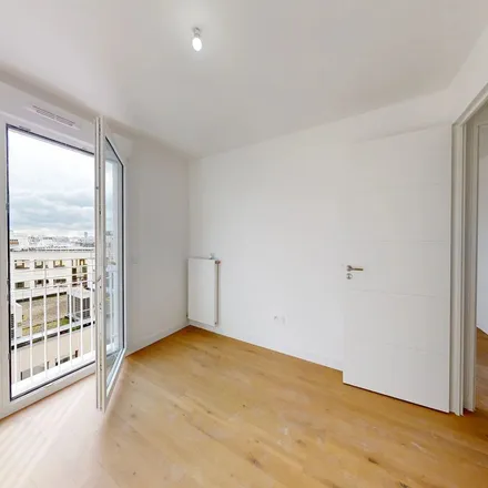 Image 7 - boreales, Rue Médéric, 92110 Clichy, France - Apartment for rent