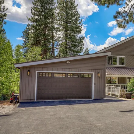 Image 1 - 10568 Palisades Drive, Truckee, CA 96160, USA - House for sale