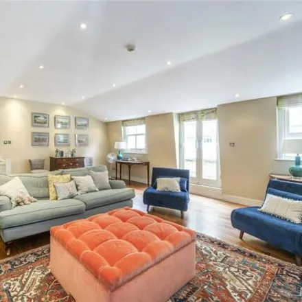 Rent this 2 bed townhouse on Halpin House in 97 Queen's Gate, London