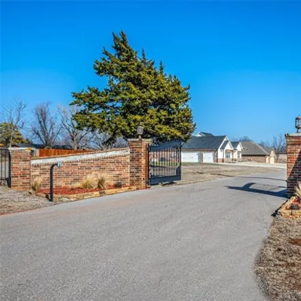 Image 8 - unnamed road, Guthrie, OK 73044, USA - House for sale