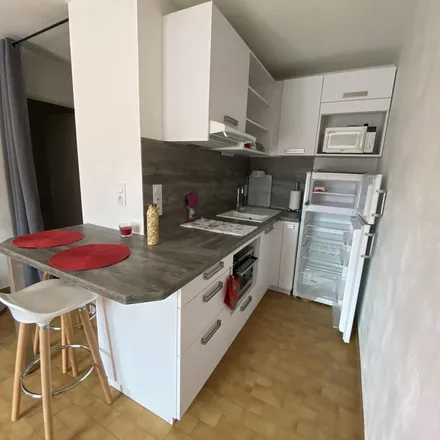Image 3 - 80 Rue Circé, 34095 Montpellier, France - Apartment for rent