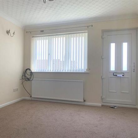 Rent this 2 bed house on Benton Way in Rotherham, S61 1QD