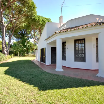 Image 9 - unnamed road, 8125-479 Quarteira, Portugal - House for rent