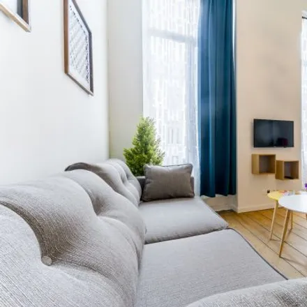 Rent this 2 bed apartment on Rue des Pierres - Steenstraat 37 in 1000 Brussels, Belgium