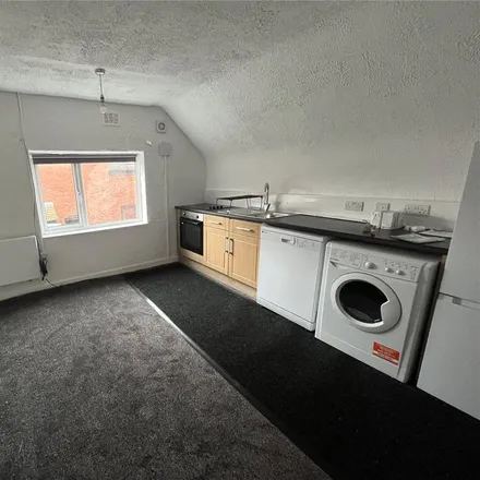 Image 3 - The Cake Room Bridgnorth, 62 Whitburn Street, Oldbury, WV16 4QP, United Kingdom - Apartment for rent