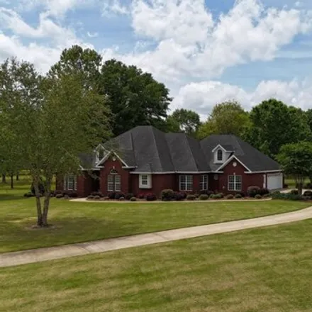 Buy this 4 bed house on Wynoaks Drive in Prattville, AL 36067