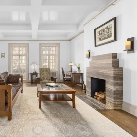 Image 1 - 36 West 74th Street, New York, NY 10023, USA - Townhouse for sale