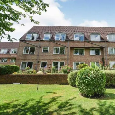 Buy this 1 bed apartment on Coffee at the Grange in Homewillow Close, London