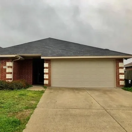 Rent this 3 bed house on 1822 Willowbrook Drive in Terrell, TX 75160