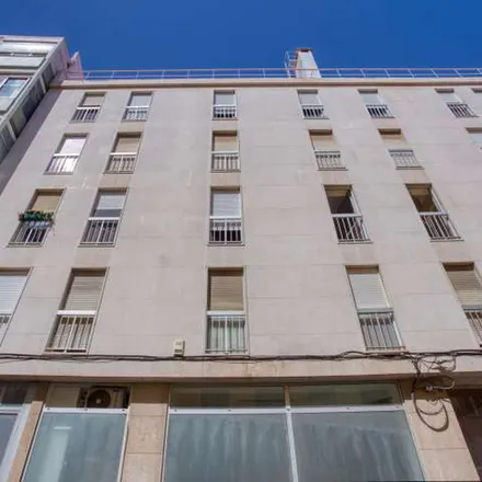 Image 6 - Rua do Sol ao Rato, 1250-212 Lisbon, Portugal - Apartment for rent