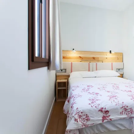Rent this 1 bed apartment on Carrer de Salamanca in 08001 Barcelona, Spain
