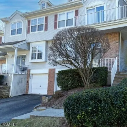Rent this 3 bed townhouse on 51 Primrose Lane in Mount Arlington, Morris County