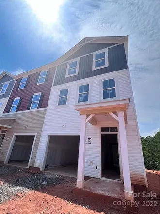 Image 2 - 2999 Pirates Place, Oakdale, NC 28216, USA - Townhouse for sale