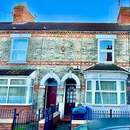 Buy this 3 bed townhouse on 11 Carew Street in Hull, HU3 6RA