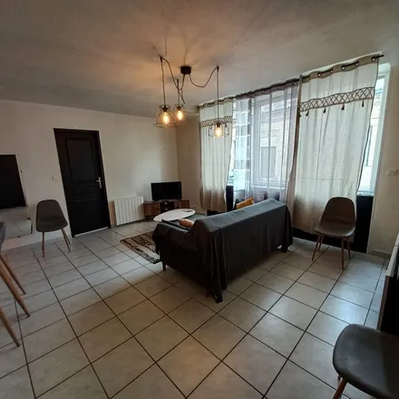 Rent this 2 bed apartment on 16 Place Canteloup in 33800 Bordeaux, France