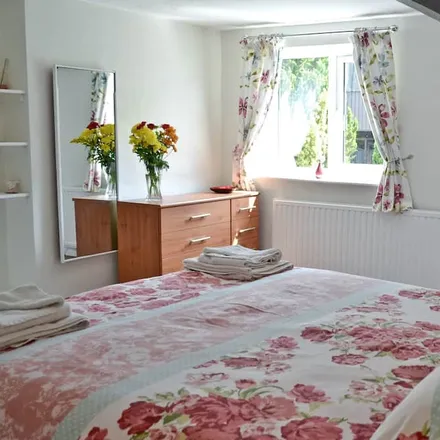 Rent this 2 bed duplex on Swimbridge in EX32 0QX, United Kingdom