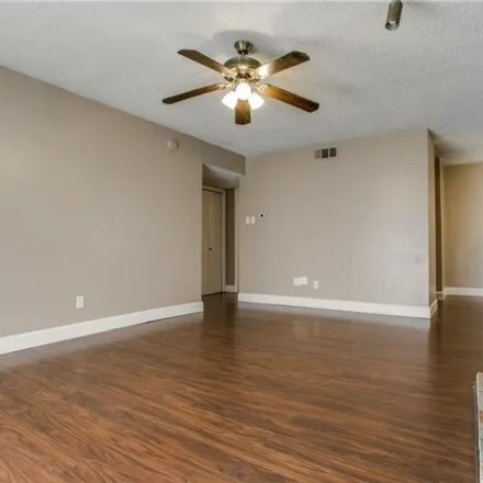 Image 8 - Skillman Street, Dallas, TX 75231, USA - Condo for sale