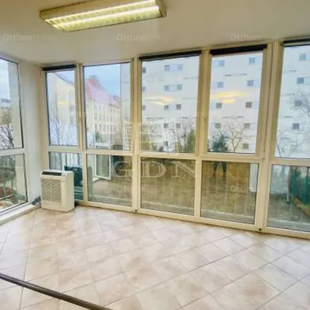 Image 3 - kürtőskalács, Budapest, Andrássy út, 1061, Hungary - Apartment for rent