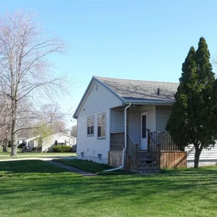 Buy this 3 bed house on 1219 Rock Island Avenue in Galesburg, IL 61401