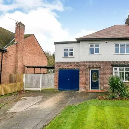 Buy this 5 bed duplex on Grange Crescent in Hooton, CH66 5NA