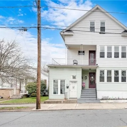 Buy this 1studio house on Mt. Pleasant Branch in Academy Avenue, Olneyville