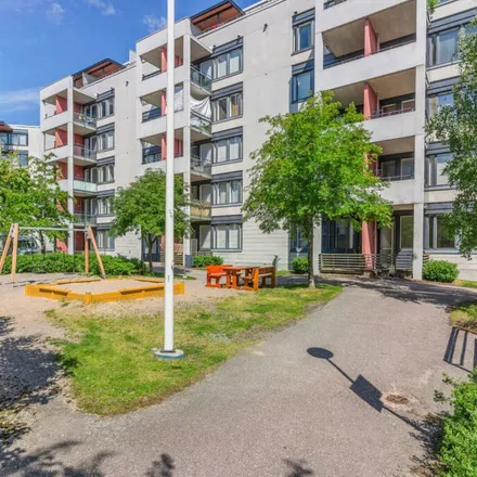 Rent this 2 bed apartment on Hitsaajankatu 15 in Liekki, 00881 Helsinki