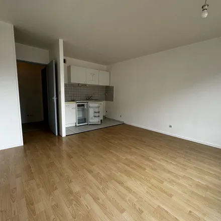 Rent this 1 bed apartment on 1 Rue Babeuf in 80000 Amiens, France