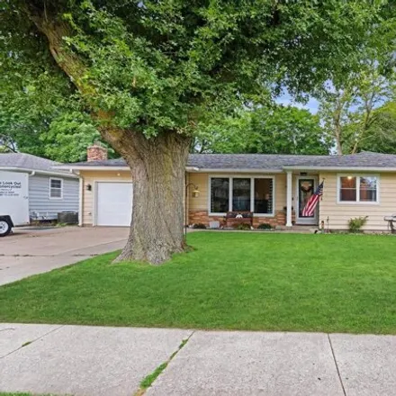 Image 3 - 3024 W 9th St, Waterloo, Iowa, 50702 - House for sale