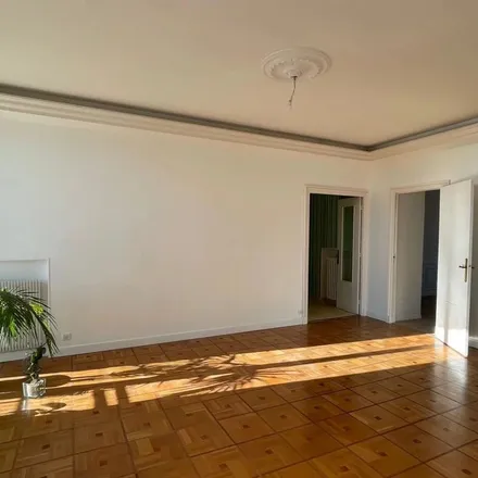 Rent this 4 bed apartment on Lycée Honoré d'Estienne d'Orves in Avenue Primerose, 06100 Nice