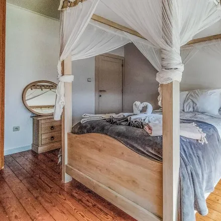 Rent this 4 bed house on 2860 Sint-Katelijne-Waver