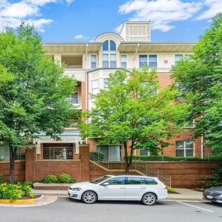 Buy this 2 bed condo on 1890 Stratford Park Place in Sunset Hills, Reston