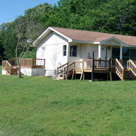 Buy this 3 bed house on 5472 US-62;US-412 in Gassville, Baxter County