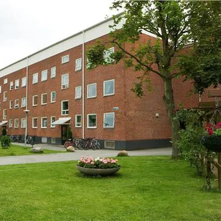 Rent this 2 bed apartment on Finlandsgatan in 214 32 Malmo, Sweden