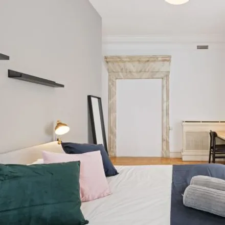 Rent this 1studio room on BBVA in Calle de Ferraz, 42