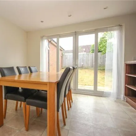 Image 5 - 8 Tinding Drive, Bristol, BS16 1FS, United Kingdom - House for sale