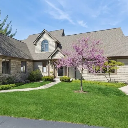 Buy this 3 bed house on Bavarian Lane in Darien, IL 60561