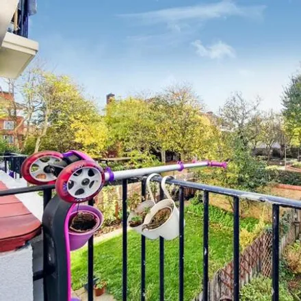 Buy this 2 bed apartment on Dixon's Alley in London, SE16 4EL