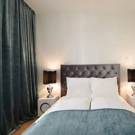 Rent this 1 bed apartment on Frankfurt (Main) Süd in Diesterwegplatz, 60594 Frankfurt