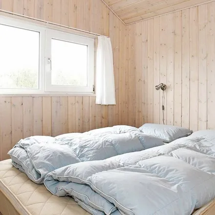 Rent this 3 bed house on HAZE Over Haarum - Harboøre Musikfestival in Stausholmvej, 7673 Harboøre