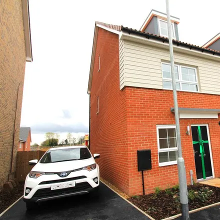 Rent this 1 bed room on Woolhouse Way in Cringleford, NR4 7FX