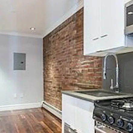 Rent this 3 bed apartment on 124 Ridge Street in New York, NY 10002