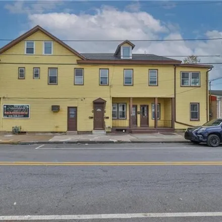 Buy this studio house on 6 South 12th Street in Easton, PA 18042