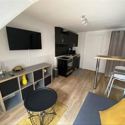 Rent this 1 bed apartment on 2 Rue Ganterie in 76000 Rouen, France
