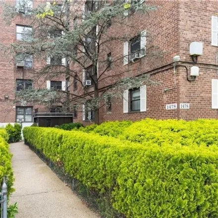 Image 4 - 2721 Kings Highway, New York, NY 11210, USA - Apartment for sale