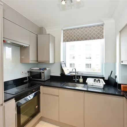 Image 8 - Hyde Park Towers, 1 Porchester Terrace, London, W2 3HL, United Kingdom - Apartment for rent