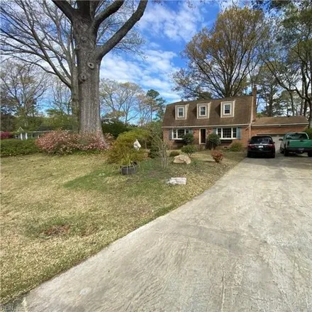 Rent this 4 bed house on 1444 South Twin Lake Road in Great Neck Estates, Virginia Beach