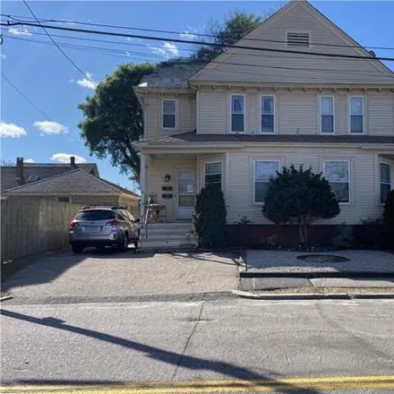 Buy this 8 bed house on 299 Narragansett Avenue in Providence, RI 02907